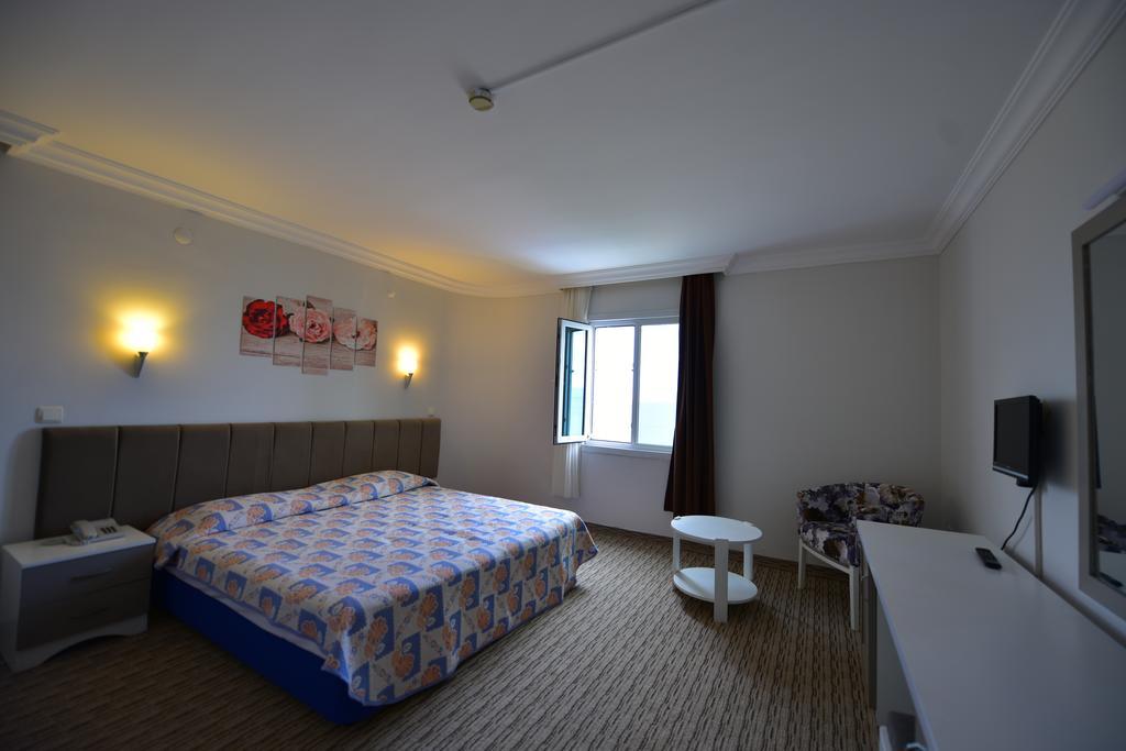 Alder Hotel Ayvalik Exterior foto