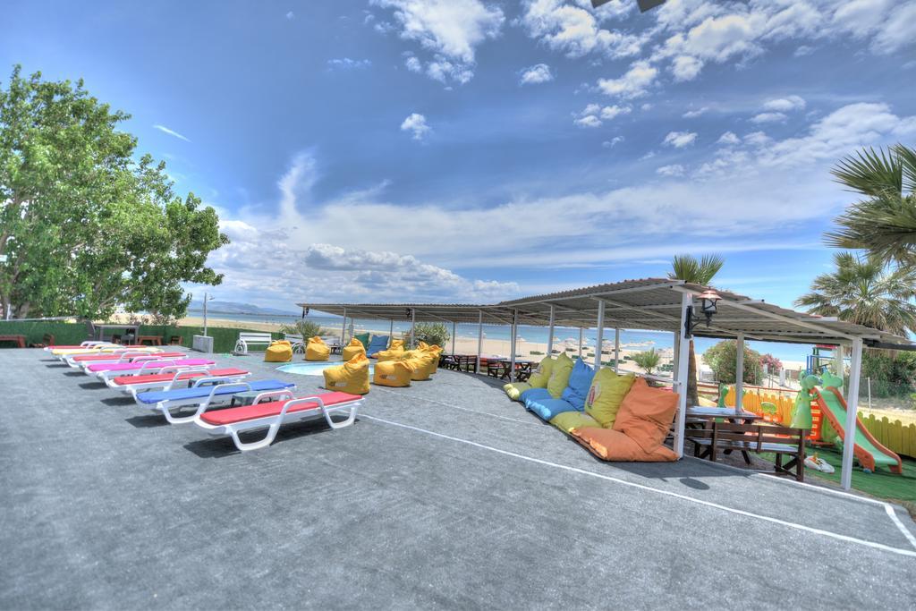Alder Hotel Ayvalik Exterior foto